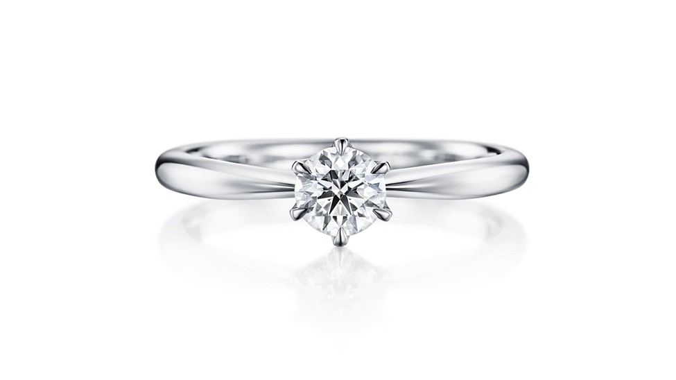 A representative IPRIMO design that showcases the Perfect Heart & Cupid cut at its best.
