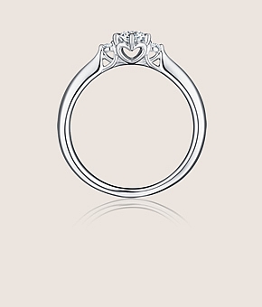 婚約指輪の種類を素材・フォルム・セッティング別にご紹介！