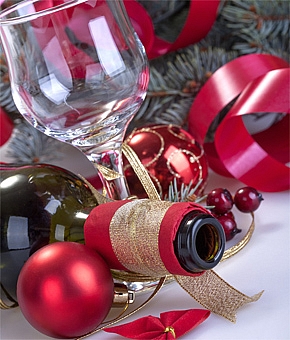 婚約指輪の種類を素材・フォルム・セッティング別にご紹介！